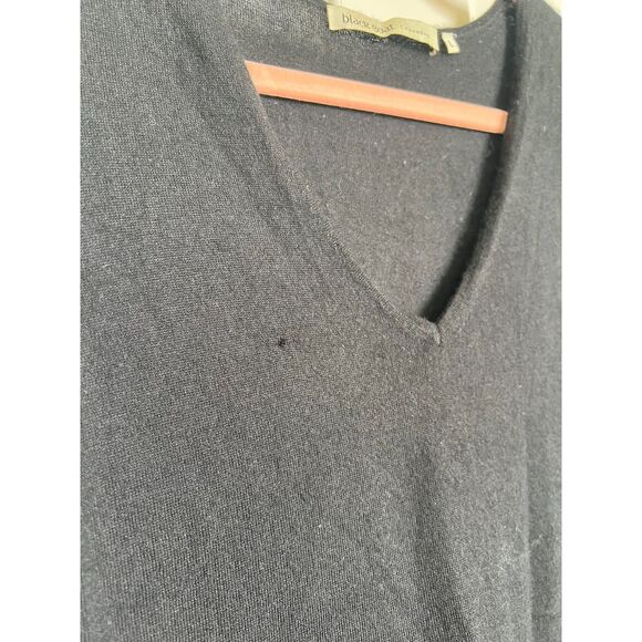 Black Goat 100% Cashmere V - Neck Sleeveless Sweater - Picture 2 of 6